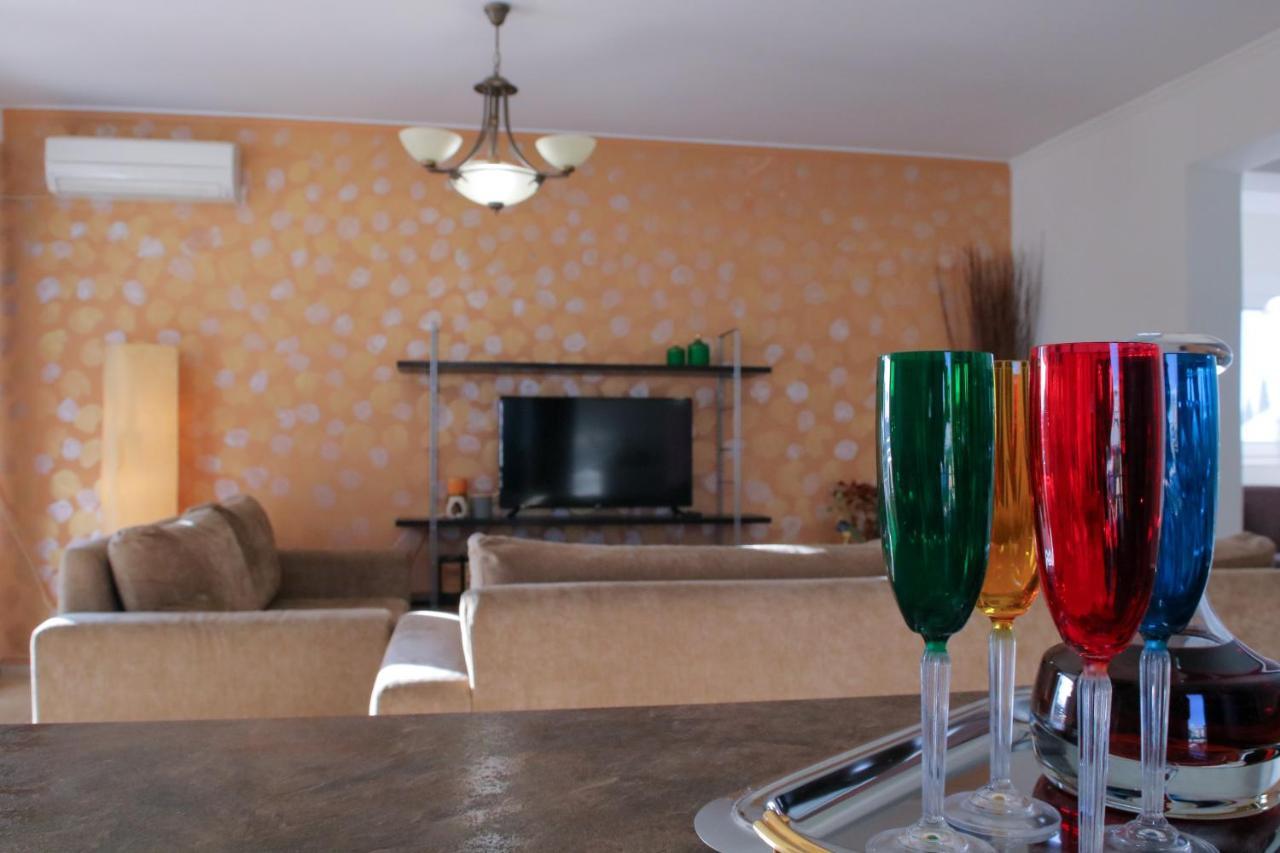 Apartamento Chalandri Family Penthouse - 1' From Metro Station Atenas Exterior foto
